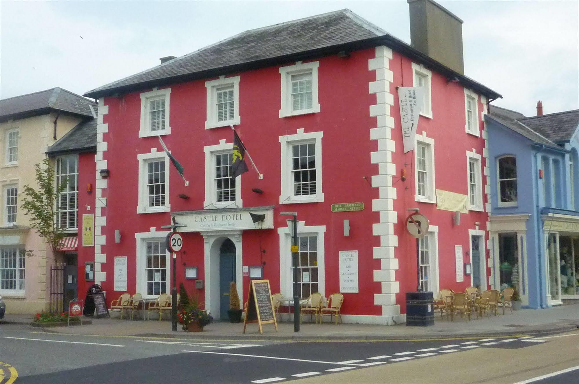 Castle Hotel Aberaeron Exterior photo